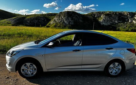 Hyundai Solaris II рестайлинг, 2016 год, 1 049 000 рублей, 4 фотография