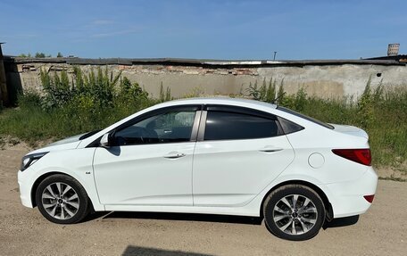Hyundai Solaris II рестайлинг, 2015 год, 1 100 000 рублей, 5 фотография