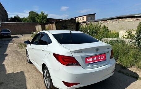 Hyundai Solaris II рестайлинг, 2015 год, 1 100 000 рублей, 6 фотография