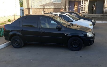 Renault Logan I, 2014 год, 350 000 рублей, 3 фотография
