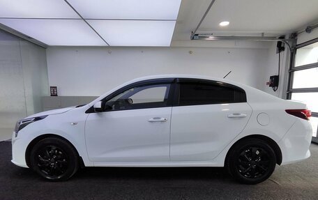 KIA Rio IV, 2020 год, 1 549 000 рублей, 10 фотография