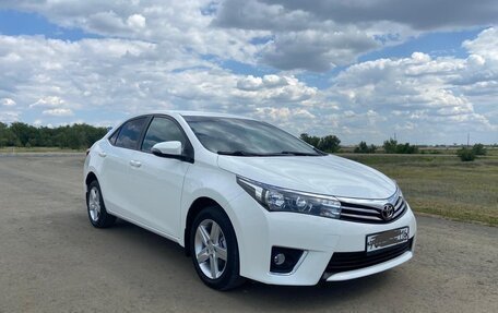 Toyota Corolla, 2014 год, 1 370 000 рублей, 5 фотография