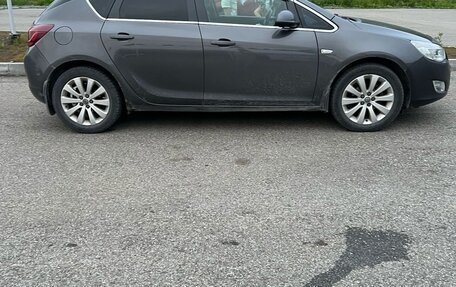 Opel Astra J, 2011 год, 450 000 рублей, 5 фотография