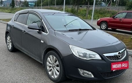 Opel Astra J, 2011 год, 450 000 рублей, 2 фотография