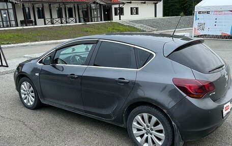Opel Astra J, 2011 год, 450 000 рублей, 7 фотография