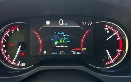 Toyota RAV4, 2020 год, 3 700 000 рублей, 7 фотография