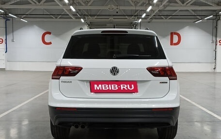 Volkswagen Tiguan II, 2019 год, 2 589 950 рублей, 7 фотография