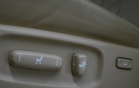 Toyota Land Cruiser 200, 2015 год, 4 199 000 рублей, 14 фотография