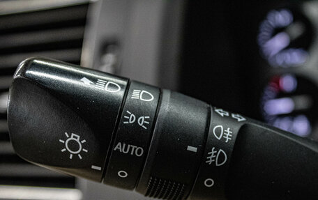 Toyota Land Cruiser 200, 2015 год, 4 199 000 рублей, 10 фотография