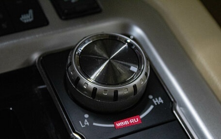 Toyota Land Cruiser 200, 2015 год, 4 199 000 рублей, 25 фотография