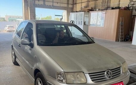Volkswagen Polo IV рестайлинг, 2001 год, 376 000 рублей, 6 фотография