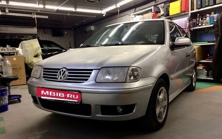 Volkswagen Polo IV рестайлинг, 2001 год, 376 000 рублей, 7 фотография