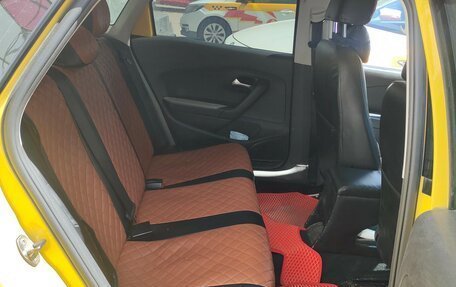 Volkswagen Polo VI (EU Market), 2018 год, 560 000 рублей, 8 фотография