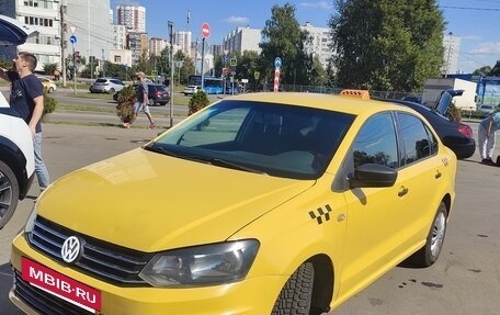 Volkswagen Polo VI (EU Market), 2018 год, 560 000 рублей, 2 фотография