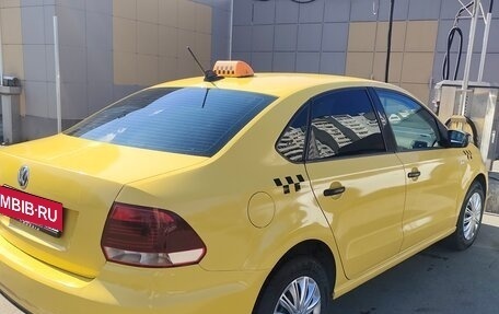 Volkswagen Polo VI (EU Market), 2018 год, 560 000 рублей, 4 фотография