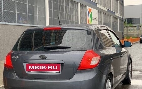 KIA cee'd I рестайлинг, 2010 год, 700 000 рублей, 4 фотография