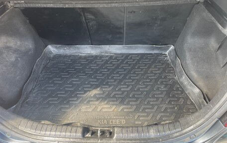 KIA cee'd I рестайлинг, 2010 год, 700 000 рублей, 9 фотография