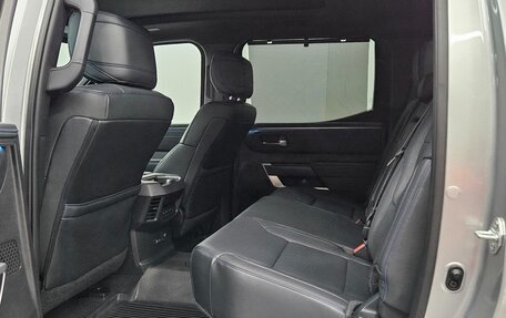 Toyota Tundra, 2022 год, 7 400 000 рублей, 19 фотография