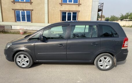 Opel Zafira B, 2014 год, 900 000 рублей, 19 фотография