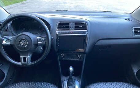 Volkswagen Polo VI (EU Market), 2011 год, 850 000 рублей, 19 фотография