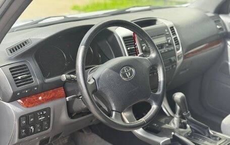 Toyota Land Cruiser Prado 120 рестайлинг, 2006 год, 2 100 000 рублей, 8 фотография
