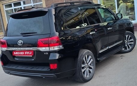 Toyota Land Cruiser 200, 2016 год, 7 200 000 рублей, 2 фотография