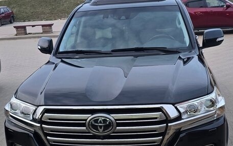 Toyota Land Cruiser 200, 2016 год, 7 200 000 рублей, 3 фотография