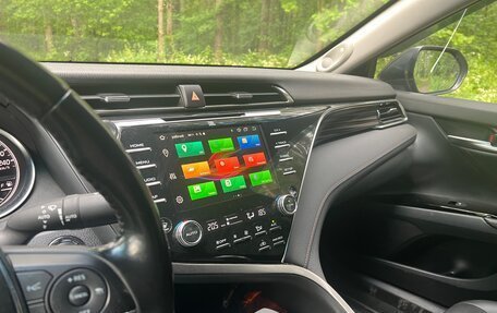 Toyota Camry, 2019 год, 2 990 000 рублей, 15 фотография
