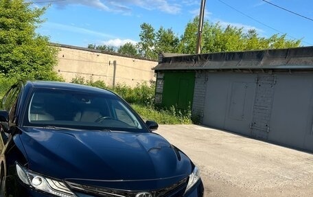 Toyota Camry, 2019 год, 2 990 000 рублей, 3 фотография