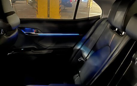 Toyota Camry, 2019 год, 2 990 000 рублей, 18 фотография