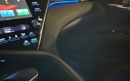 Toyota Camry, 2019 год, 2 990 000 рублей, 21 фотография