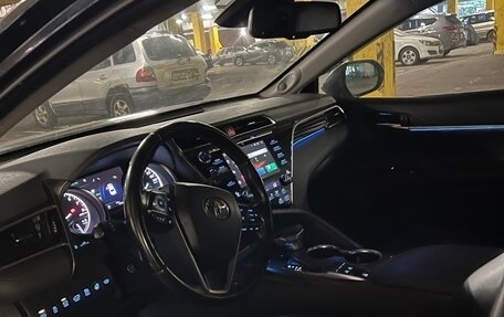 Toyota Camry, 2019 год, 2 990 000 рублей, 32 фотография