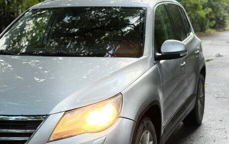Volkswagen Tiguan I, 2010 год, 1 075 000 рублей, 2 фотография