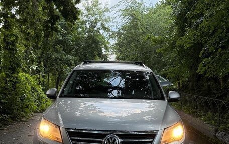 Volkswagen Tiguan I, 2010 год, 1 075 000 рублей, 3 фотография