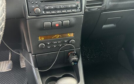 Opel Zafira A рестайлинг, 2004 год, 430 000 рублей, 10 фотография