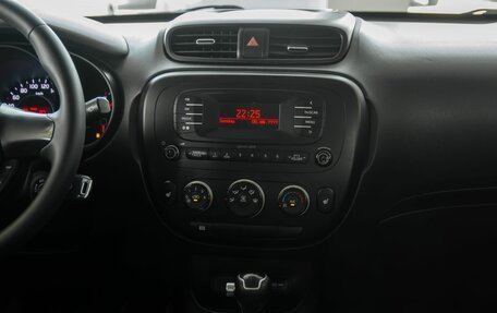 KIA Soul II рестайлинг, 2014 год, 1 095 000 рублей, 14 фотография