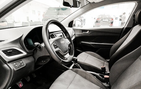 Hyundai Solaris II рестайлинг, 2019 год, 1 251 000 рублей, 20 фотография