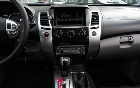 Mitsubishi Pajero Sport II рестайлинг, 2011 год, 1 349 000 рублей, 14 фотография