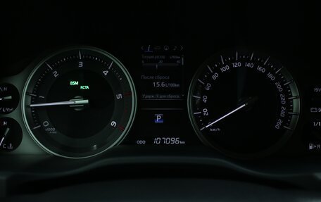 Toyota Land Cruiser 200, 2015 год, 5 408 000 рублей, 5 фотография