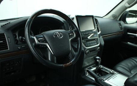 Toyota Land Cruiser 200, 2015 год, 5 408 000 рублей, 15 фотография