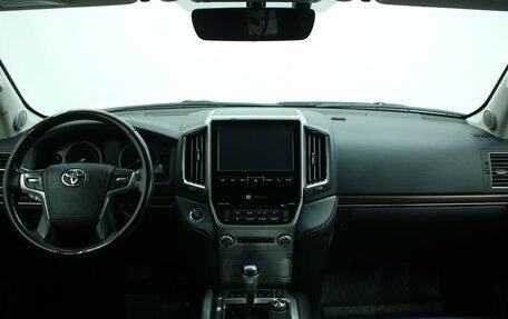 Toyota Land Cruiser 200, 2015 год, 5 408 000 рублей, 14 фотография