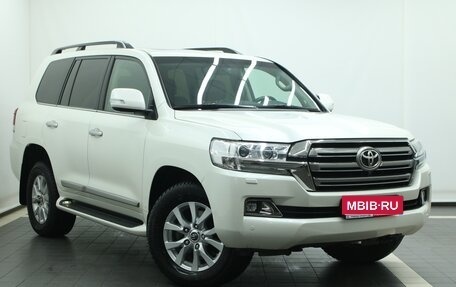 Toyota Land Cruiser 200, 2015 год, 5 408 000 рублей, 8 фотография