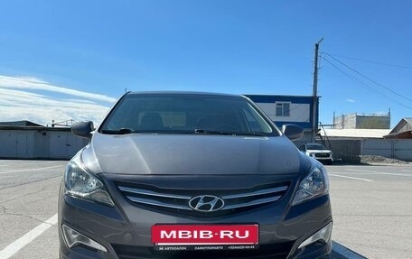 Hyundai Solaris II рестайлинг, 2016 год, 1 050 000 рублей, 8 фотография
