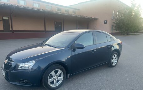 Chevrolet Cruze II, 2011 год, 650 000 рублей, 6 фотография