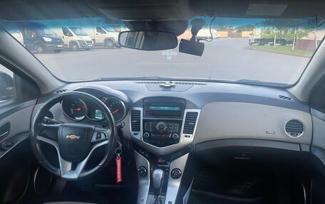 Chevrolet Cruze II, 2011 год, 650 000 рублей, 12 фотография