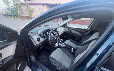 Chevrolet Cruze II, 2011 год, 650 000 рублей, 16 фотография