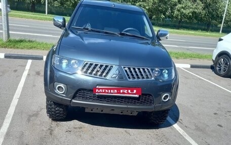 Mitsubishi L200 IV рестайлинг, 2014 год, 1 900 000 рублей, 3 фотография