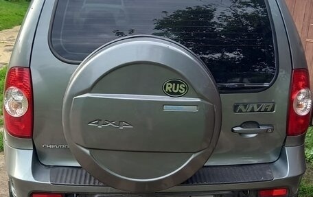 Chevrolet Niva I рестайлинг, 2012 год, 655 000 рублей, 2 фотография