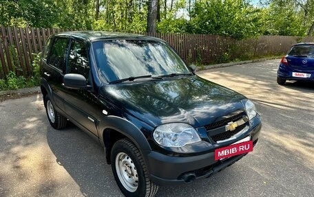Chevrolet Niva I рестайлинг, 2016 год, 735 000 рублей, 5 фотография