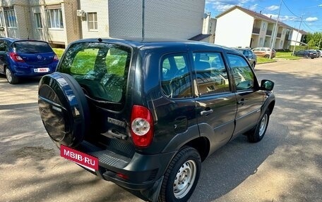 Chevrolet Niva I рестайлинг, 2016 год, 735 000 рублей, 7 фотография